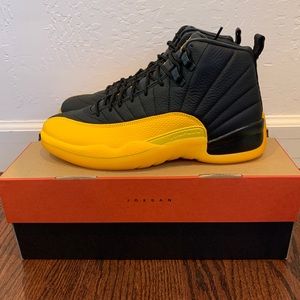 Jordan 12 University Gold retro
